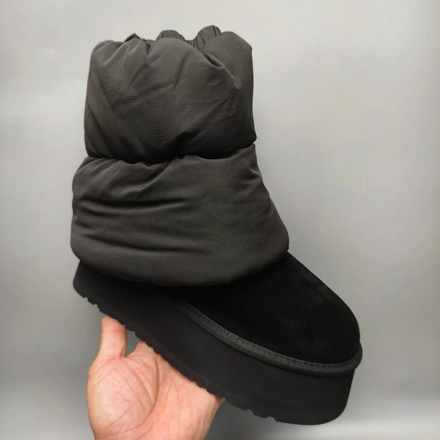 💰640 UGG sheepskin all-in-one snow boots 8275 thick-soled down sheath casual boots Color: Maroon Black White Size: 35-40